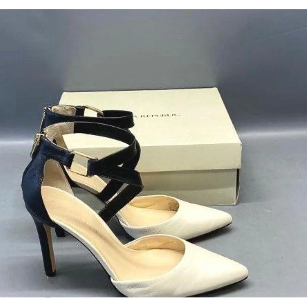 Banana Republic Pumps Women 10M Cream Black Ankle Strap Pointed Toe Jovana Great